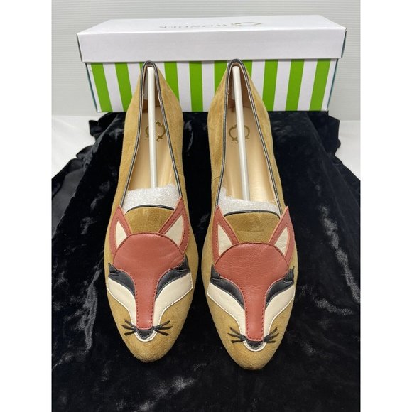 C. Wonder Shoes - NWT C. WONDER Carlotta Tan Suede Flats Fox Embroidered Conversational Size 9